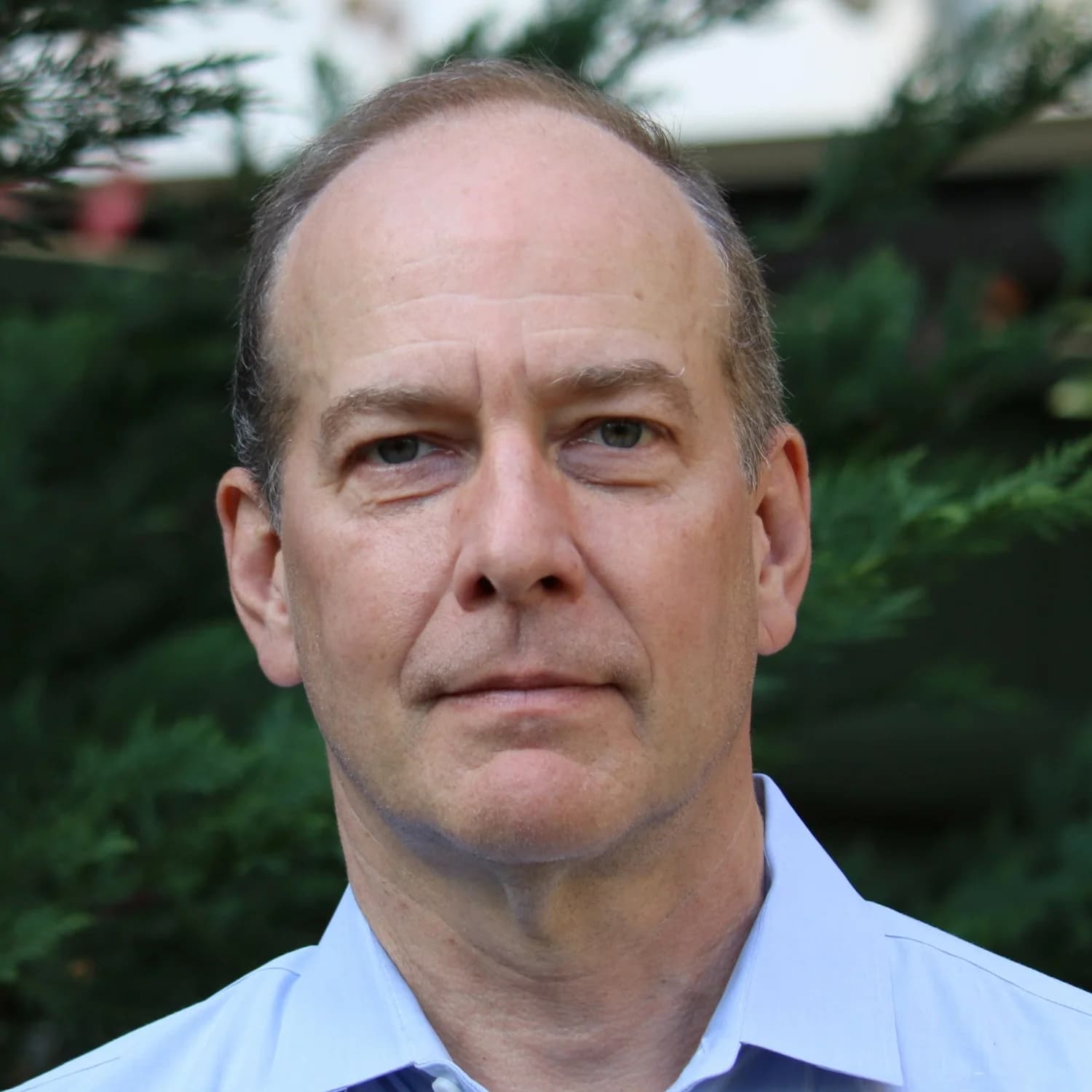 Retrato de Geoffrey Kirkman, fundador de Potenciar Advisors